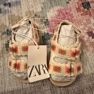 Little girls Zara crochet shoes